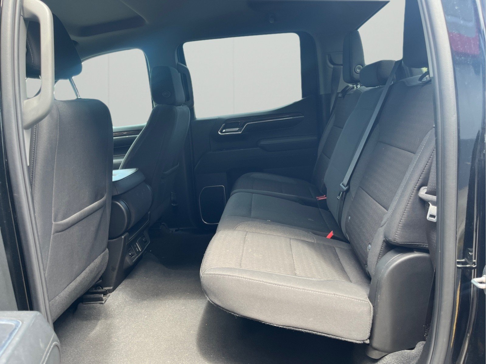 Used 2024 GMC Sierra 1500 SLE RWD image 33
