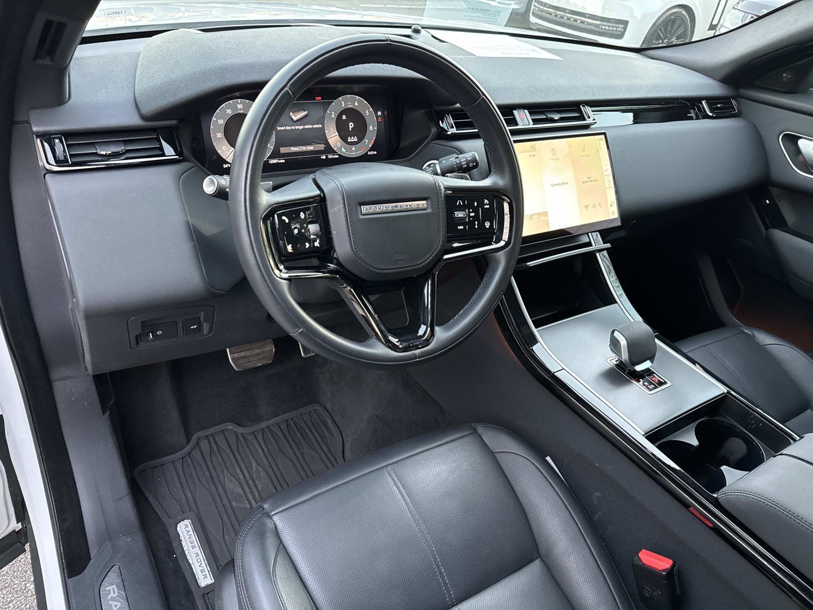 Used 2024 Land Rover Range Rover Velar Dynamic SE image 23