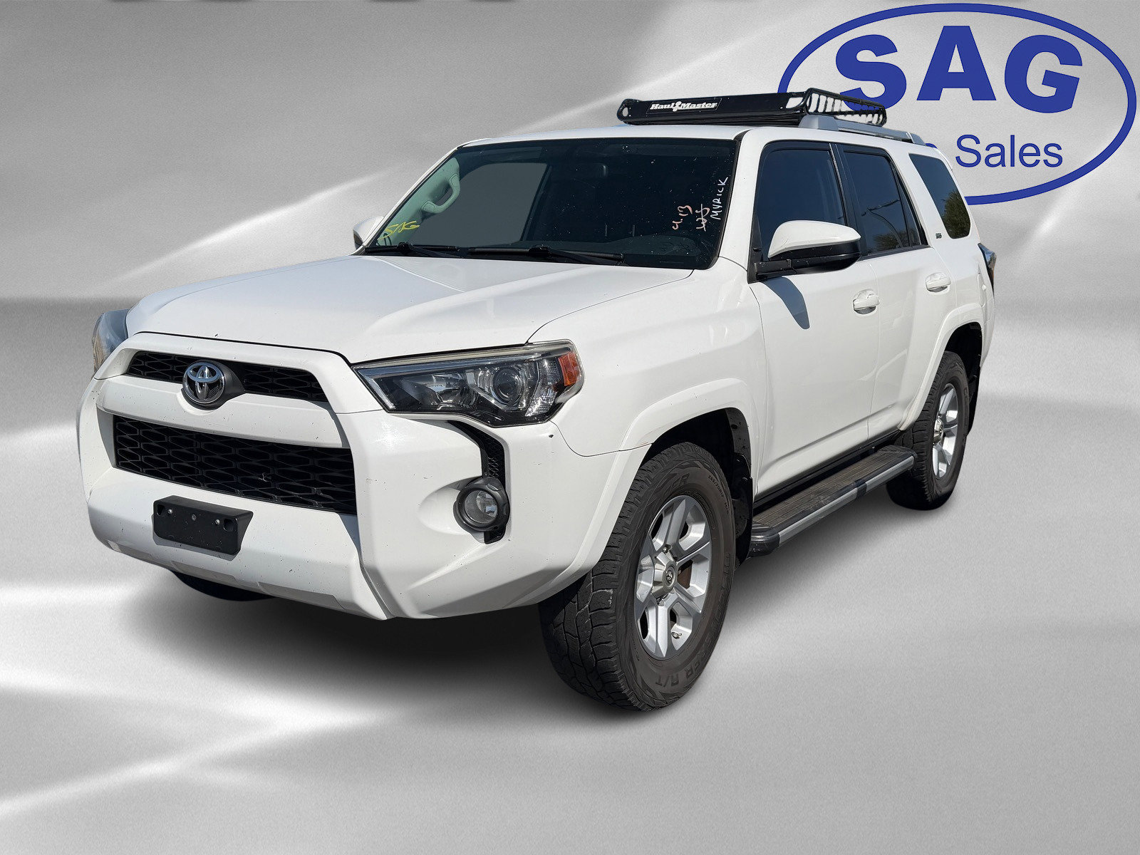Used 2017 Toyota 4Runner SR5 w/ Preferred Accessory Package image 5