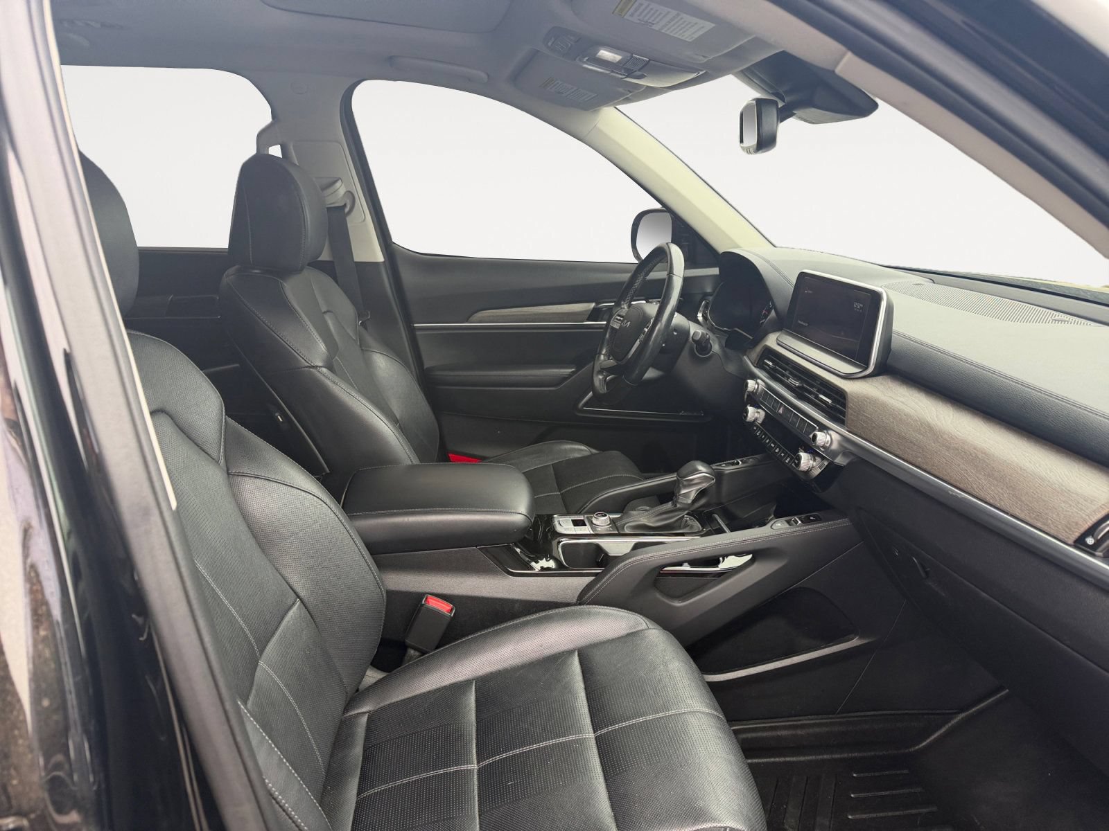 Used 2022 Kia Telluride SX w/ Nightfall Edition Package AWD/4WD image 15