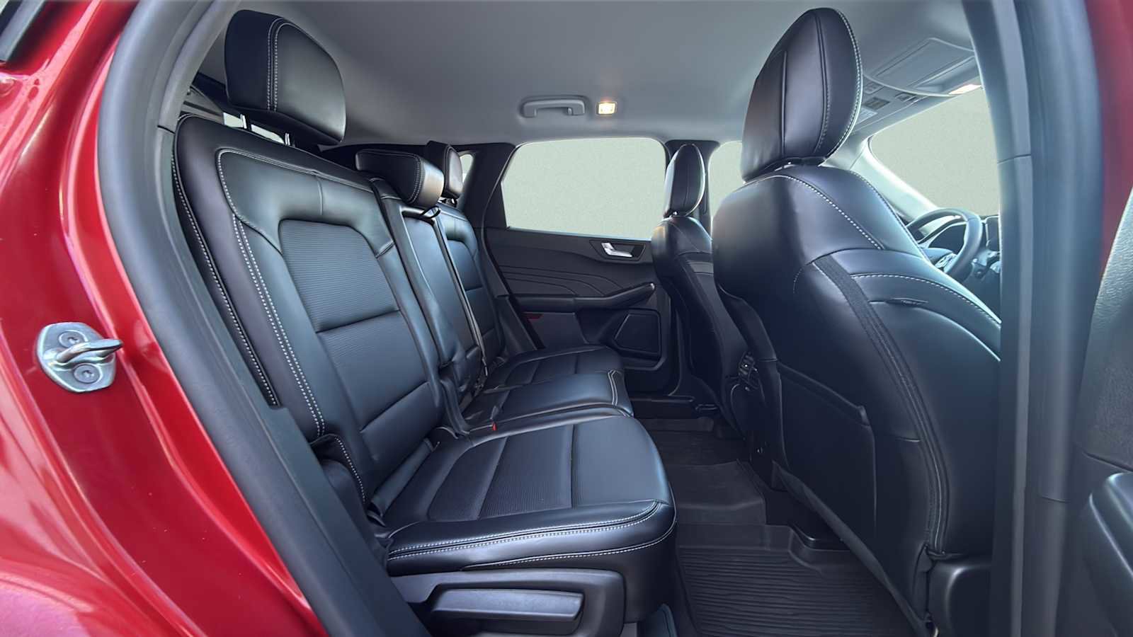 Used 2023 Ford Escape Platinum image 24