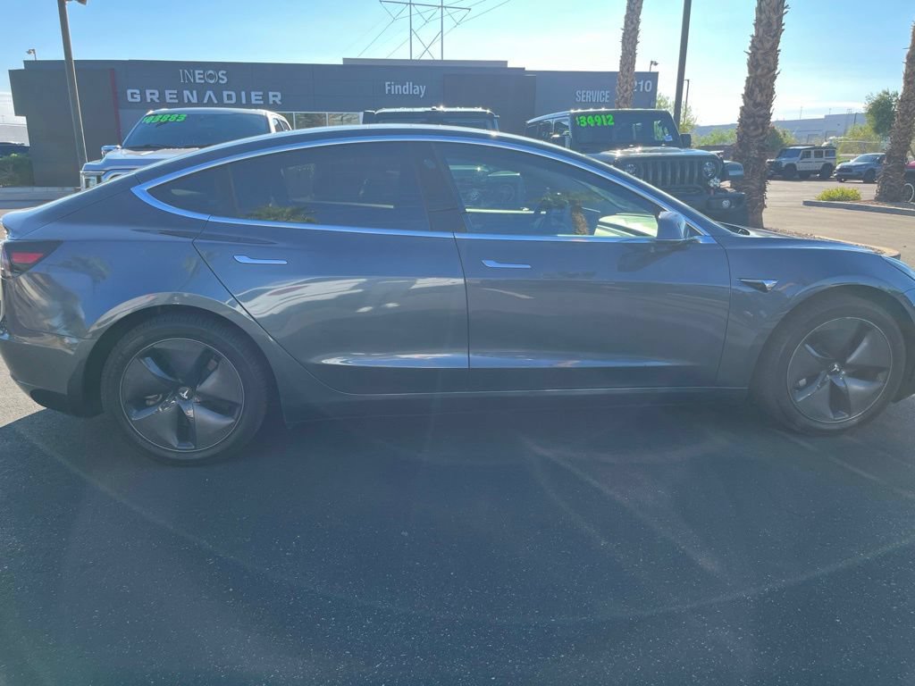 Used 2020 Tesla Model 3 Standard Range RWD image 7