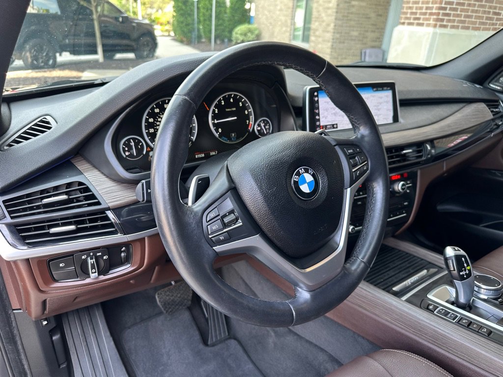 Used 2018 BMW X5 xDrive40e image 11