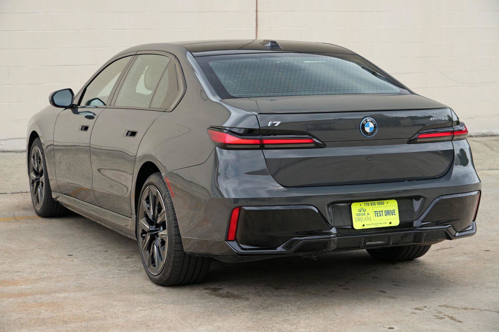 Used 2024 BMW i7 eDrive50 w/ M Sport Package RWD image 66