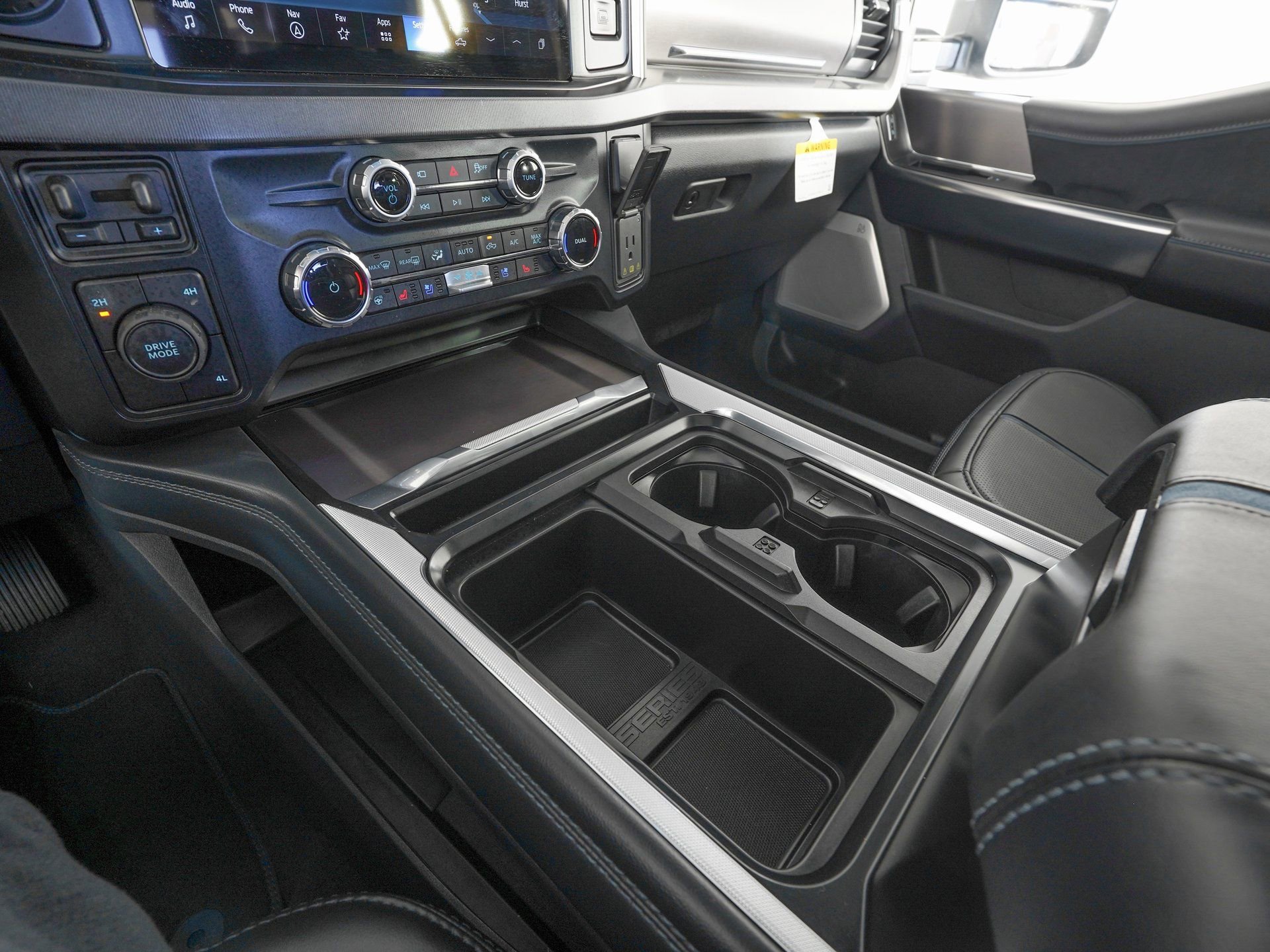Used 2026 Ford F450 Platinum image 26