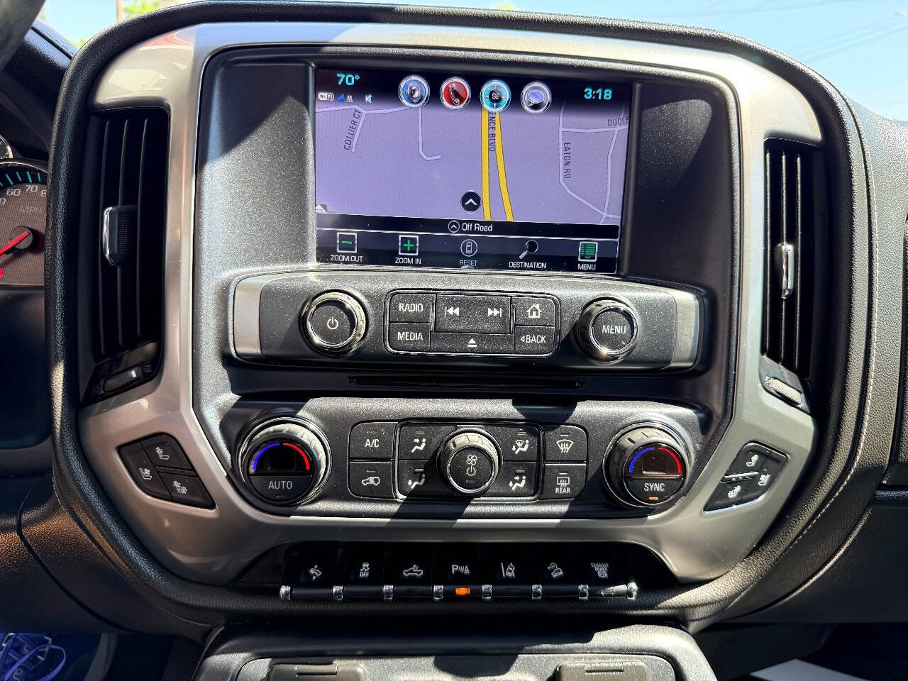 Used 2018 Chevrolet Silverado 2500 LTZ w/ Duramax Plus Package AWD/4WD image 28