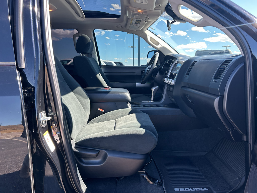 Used 2022 Toyota Sequoia TRD Sport image 15