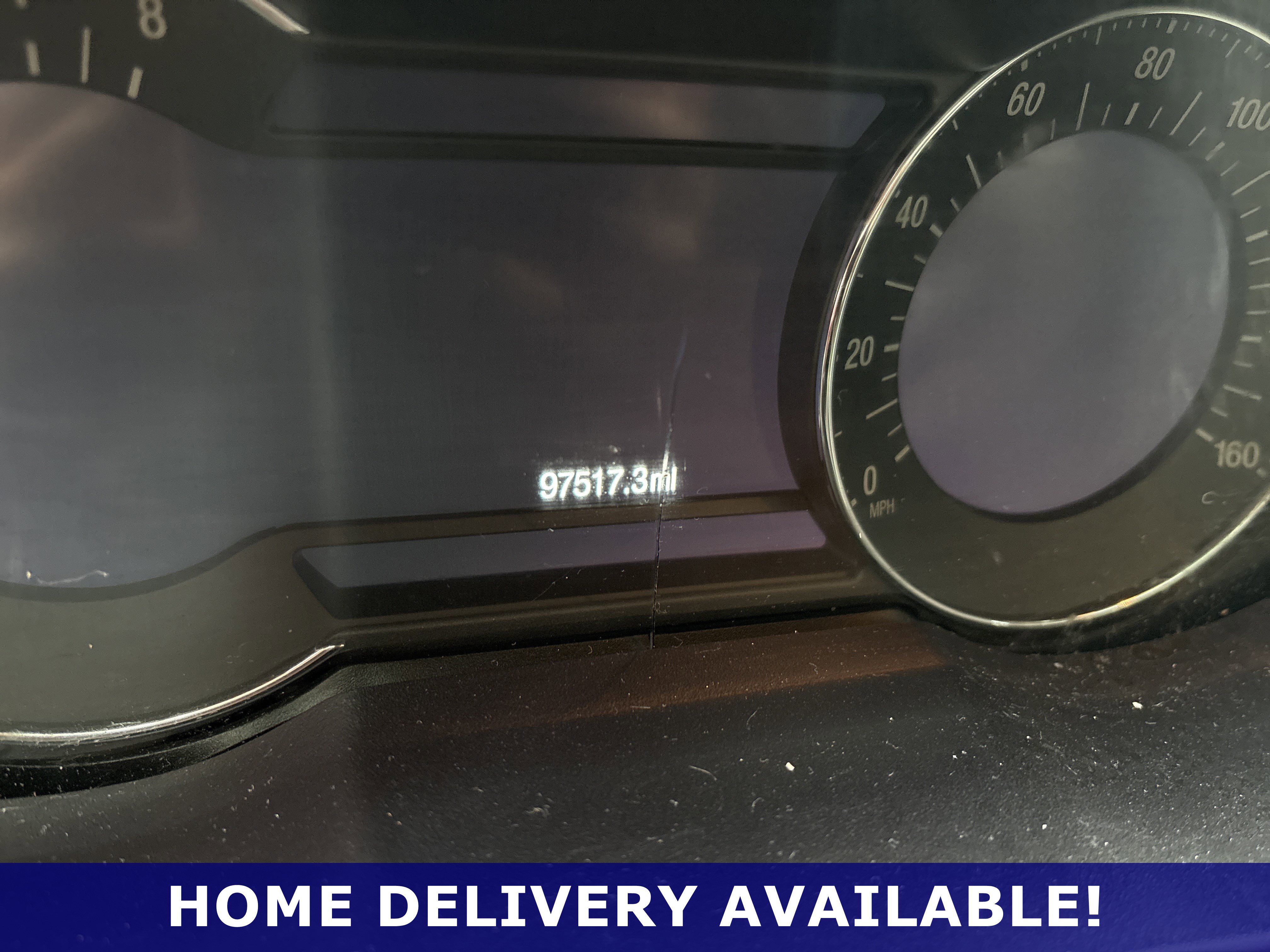 Used 2017 Ford Explorer Platinum image 3