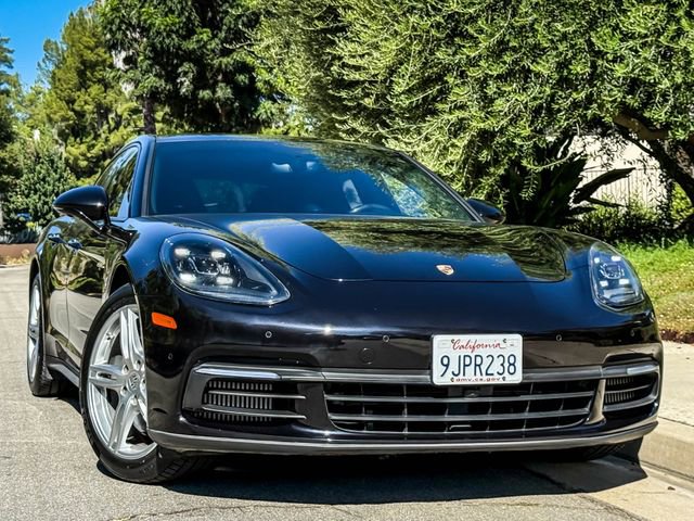 Used 2018 Porsche Panamera 4 image 4
