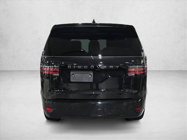 Used 2024 Land Rover Discovery Dynamic SE AWD/4WD image 5