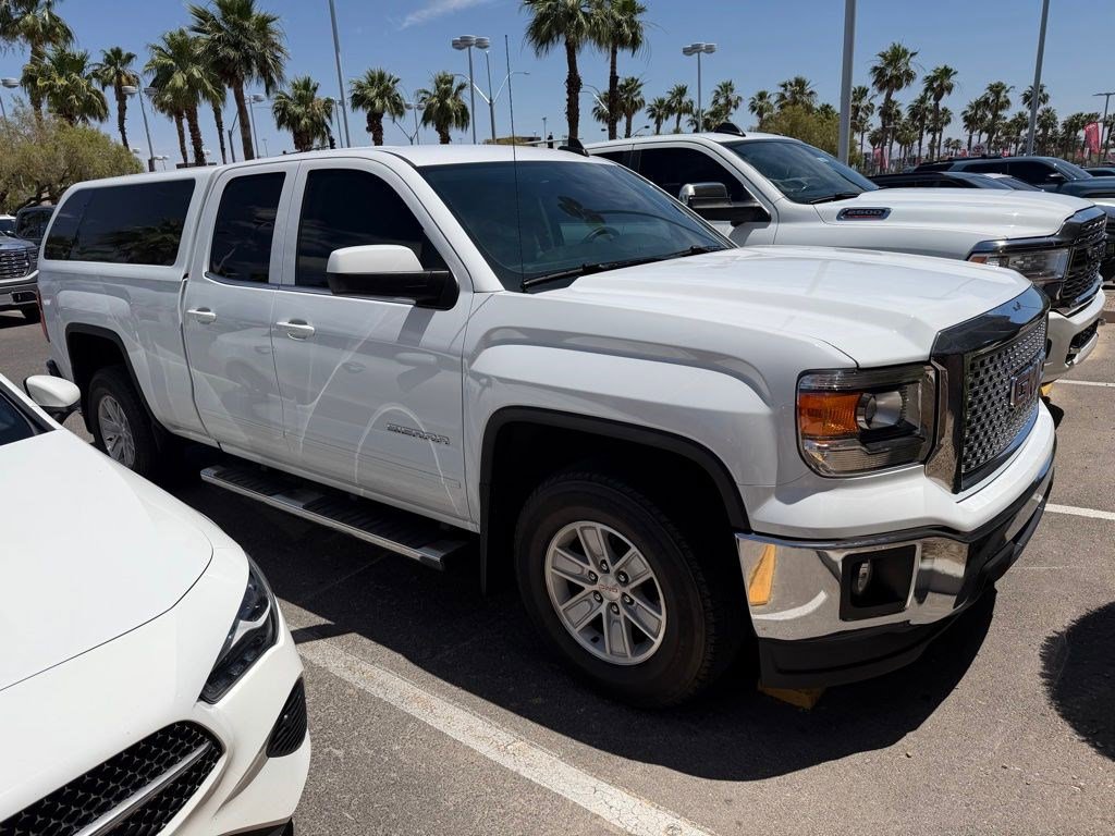 Used 2015 GMC Sierra 1500 SLE w/ SLE Value Package RWD image 3