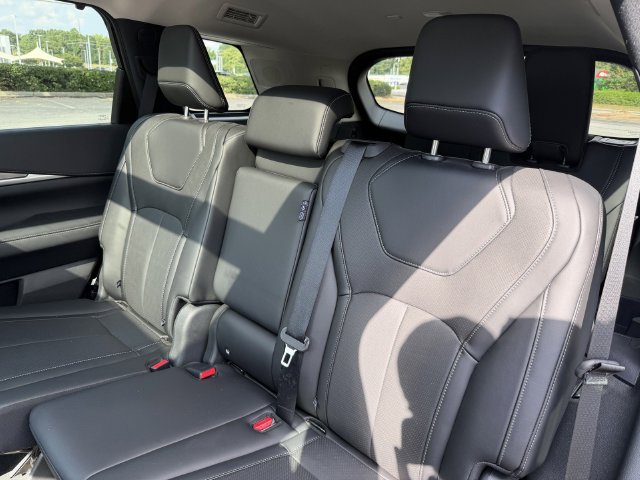 Used 2026 INFINITI QX60 Luxe w/ Cargo Package AWD/4WD image 29