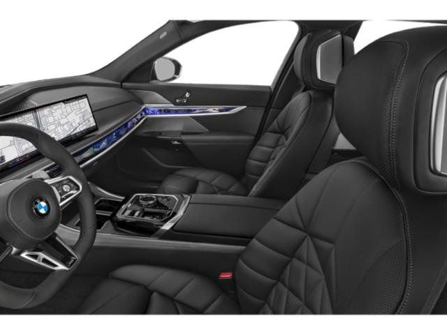 Used 2025 BMW 740i xDrive AWD/4WD image 9