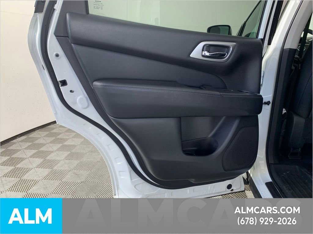 Used 2020 Nissan Pathfinder S image 35