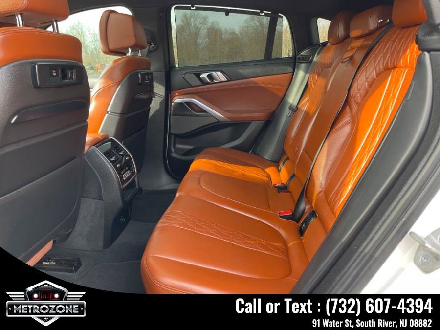 Used 2023 BMW X6 M50i w/ Executive Package image 25