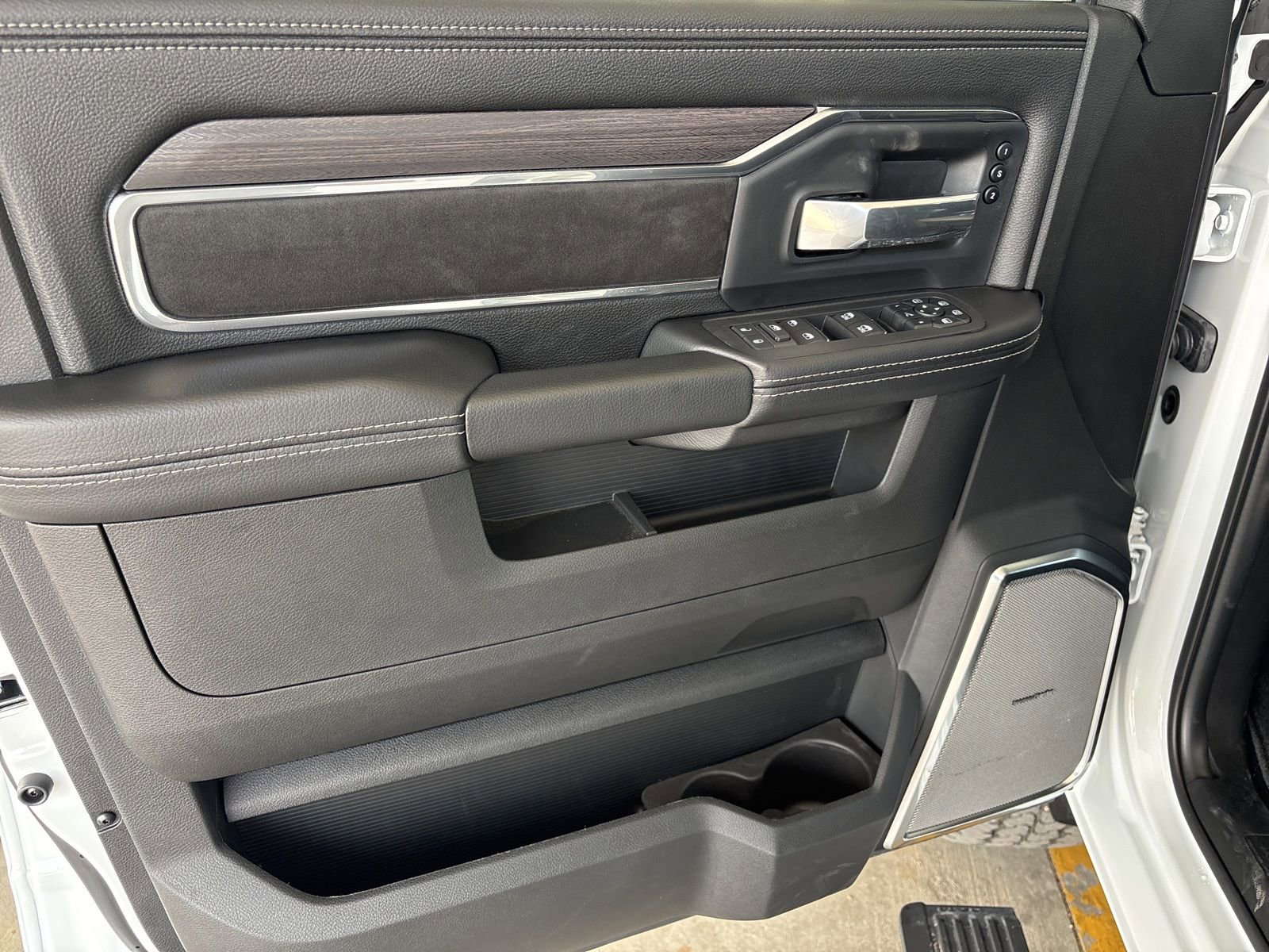 New 2026 RAM 2500 Laramie image 6
