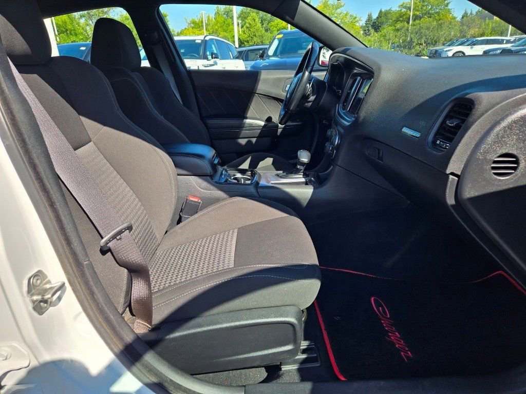 Used 2021 Dodge Charger GT w/ Blacktop Package RWD image 5