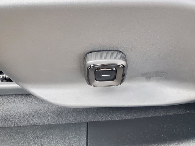 New 2026 Volvo EX30 Plus w/ Protection Package Premier AWD/4WD image 13