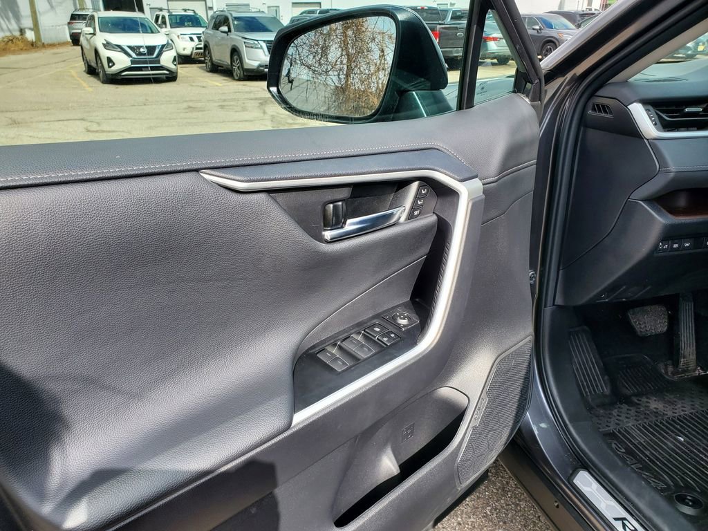 Used 2024 Toyota RAV4 Limited w/ Weather Package image 16