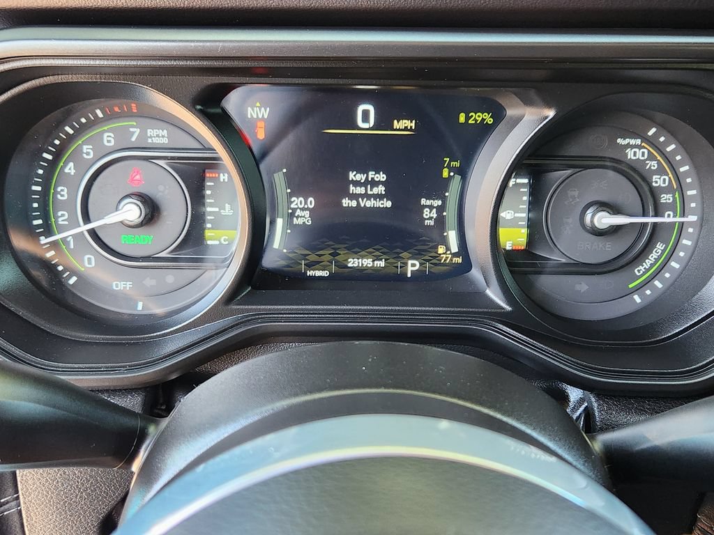 Used 2024 Jeep Wrangler Unlimited Sahara w/ Technology Group AWD/4WD image 7
