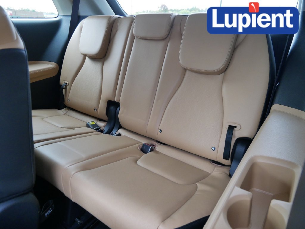 Used 2024 Kia Carnival LX FWD image 10