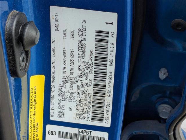 Used 2017 Toyota Tacoma TRD Sport w/ Tow Package image 15