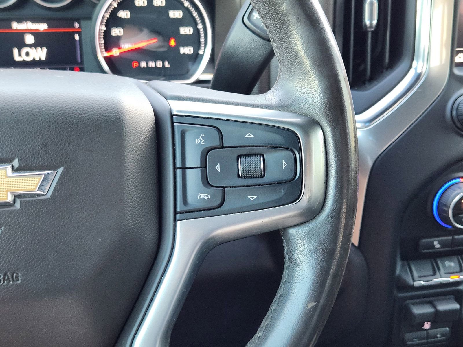 Used 2019 Chevrolet Silverado 1500 LT w/ Texas Edition image 33