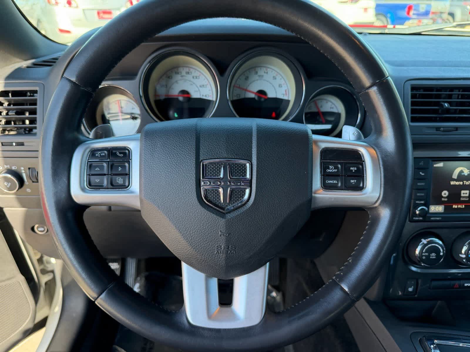 Used 2014 Dodge Challenger SXT RWD image 11