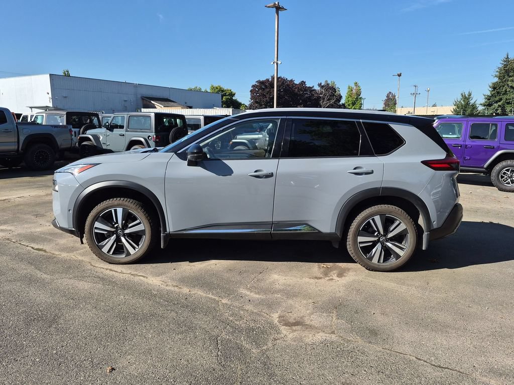 Used 2023 Nissan Rogue SL w/ SL Premium Package AWD/4WD image 4