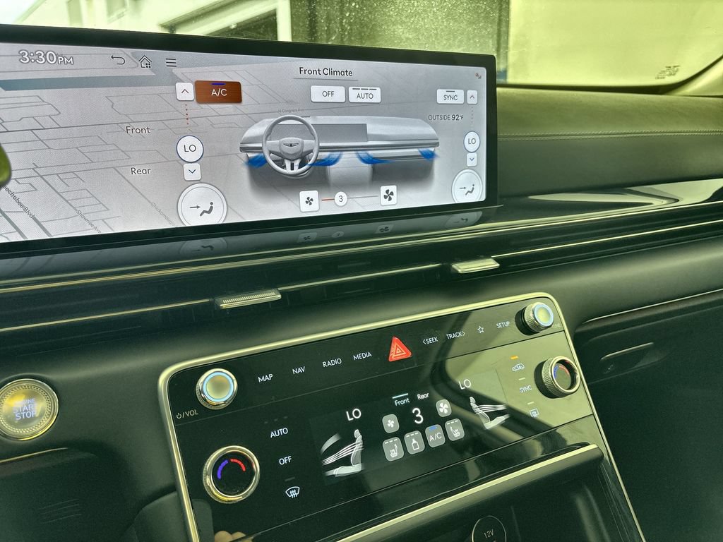 Used 2025 Genesis GV80 2.5T Standard AWD/4WD image 16