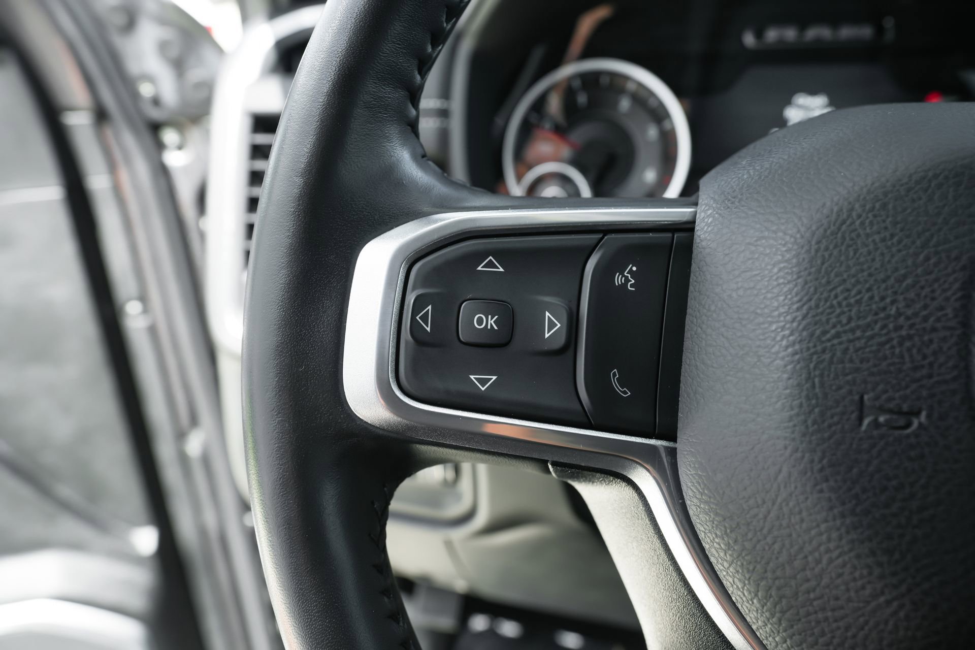 Used 2024 RAM 3500 Laramie w/ Night Edition image 19