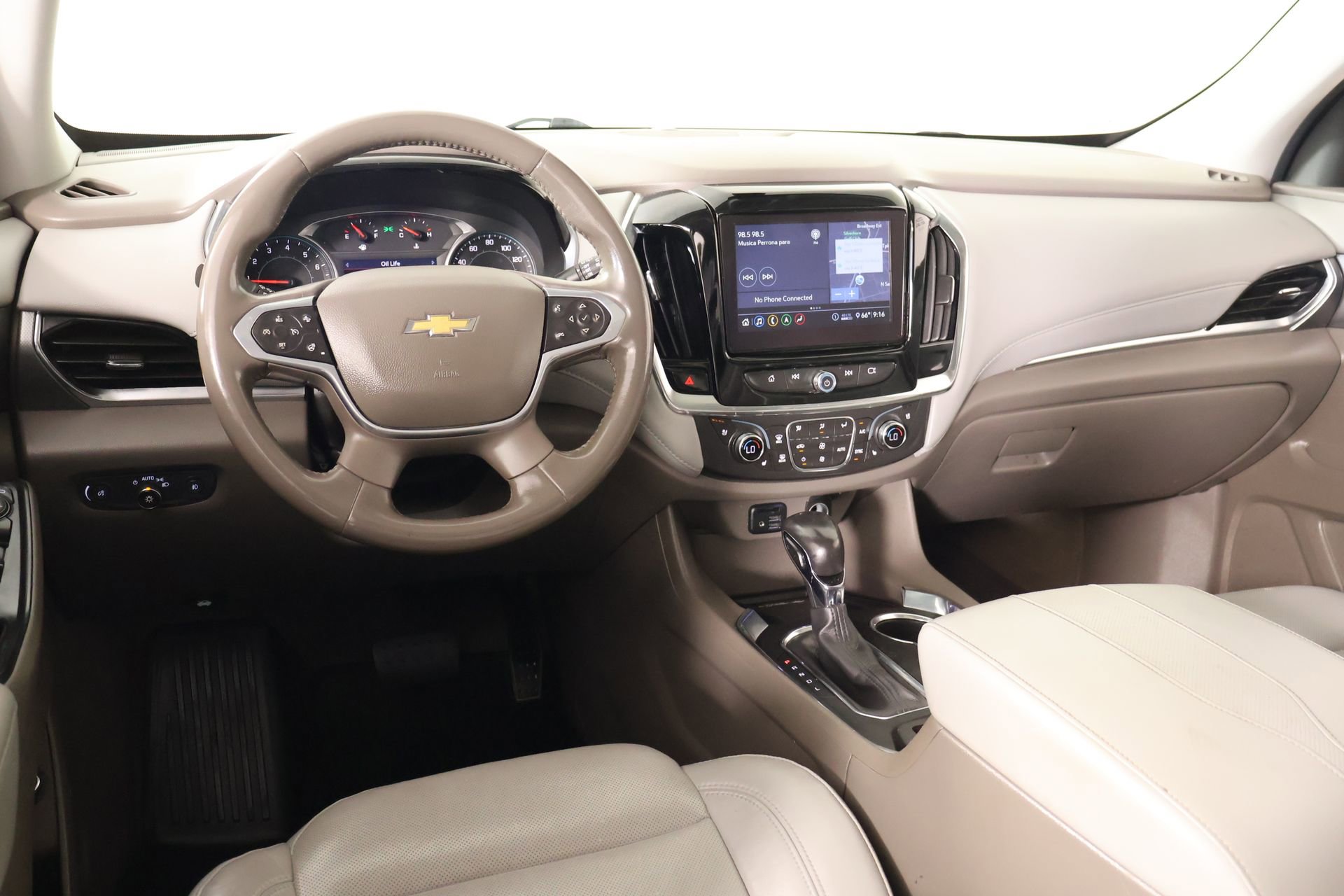 Used 2021 Chevrolet Traverse Premier w/ LPO, Floor Liner Package AWD/4WD image 2