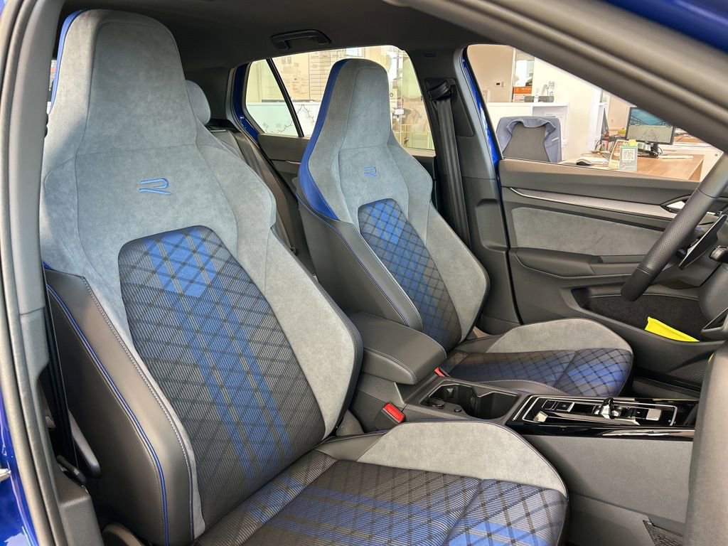 New 2026 Volkswagen Golf w/ Euro Style Package AWD/4WD image 40