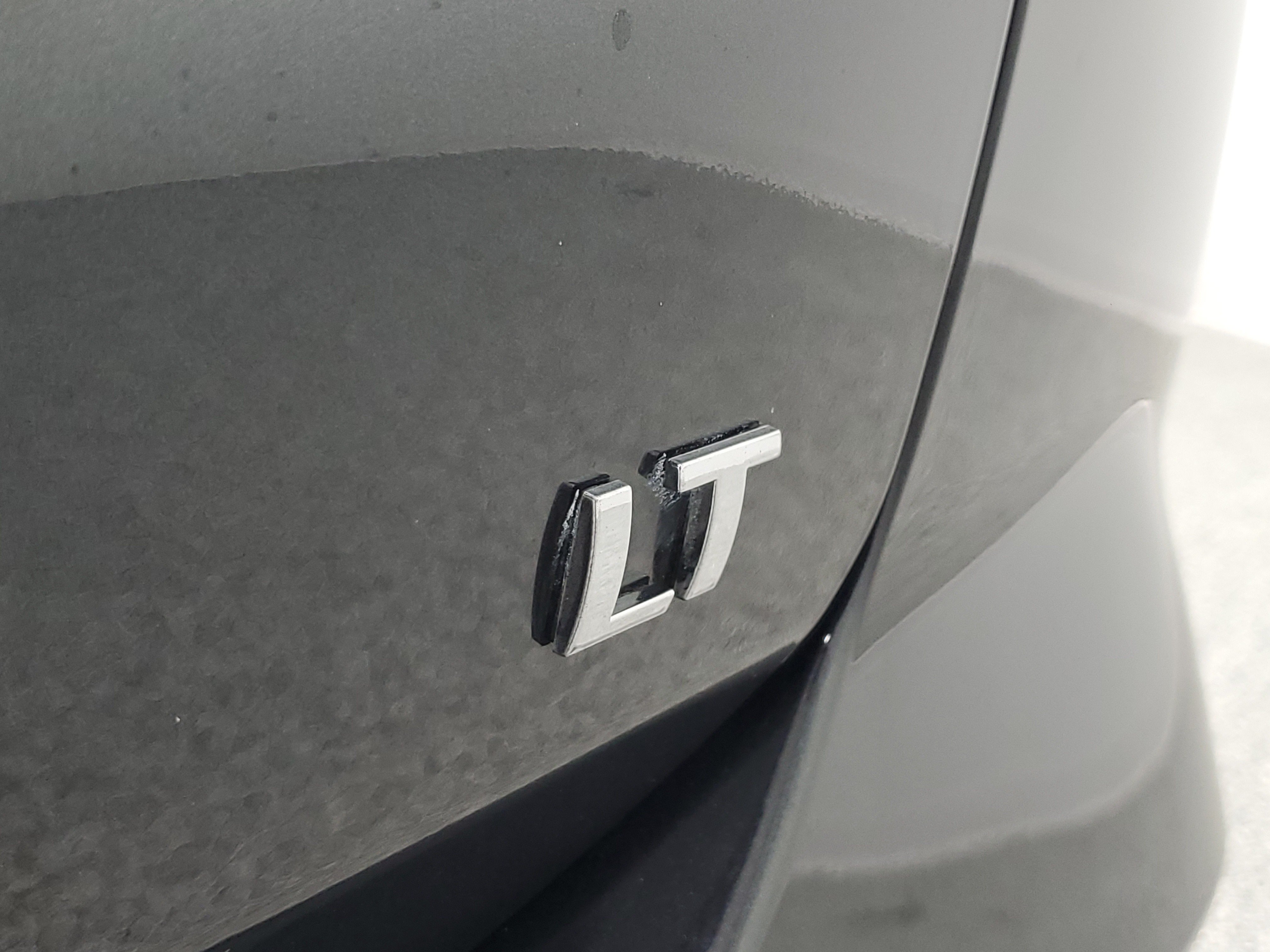 Used 2022 Chevrolet Equinox LT FWD image 9