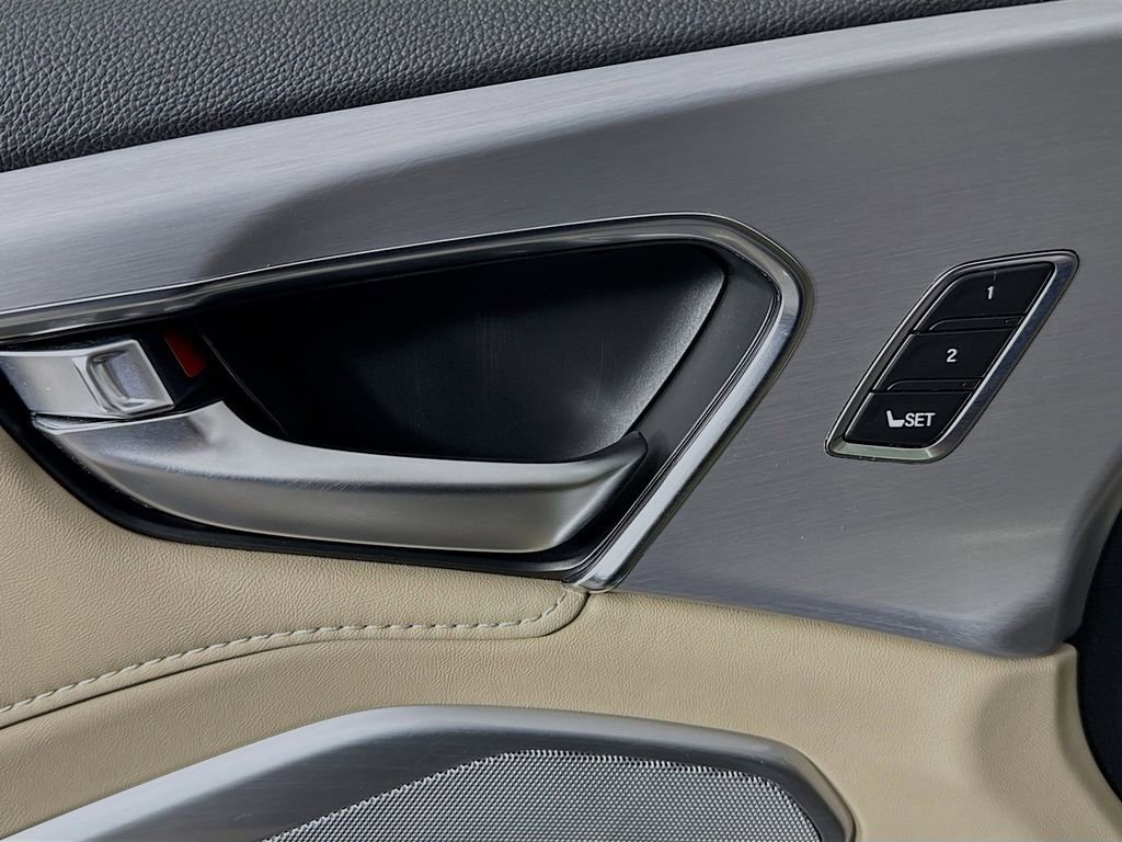 Used 2024 Acura RDX w/ Technology Package AWD/4WD image 23