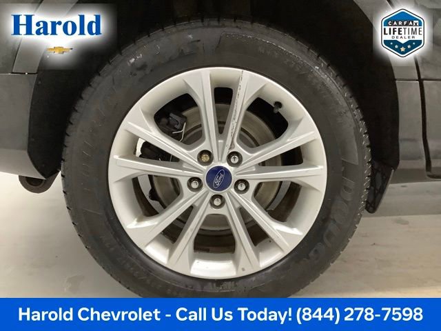Used 2017 Ford Escape SE w/ Equipment Group 201A image 7