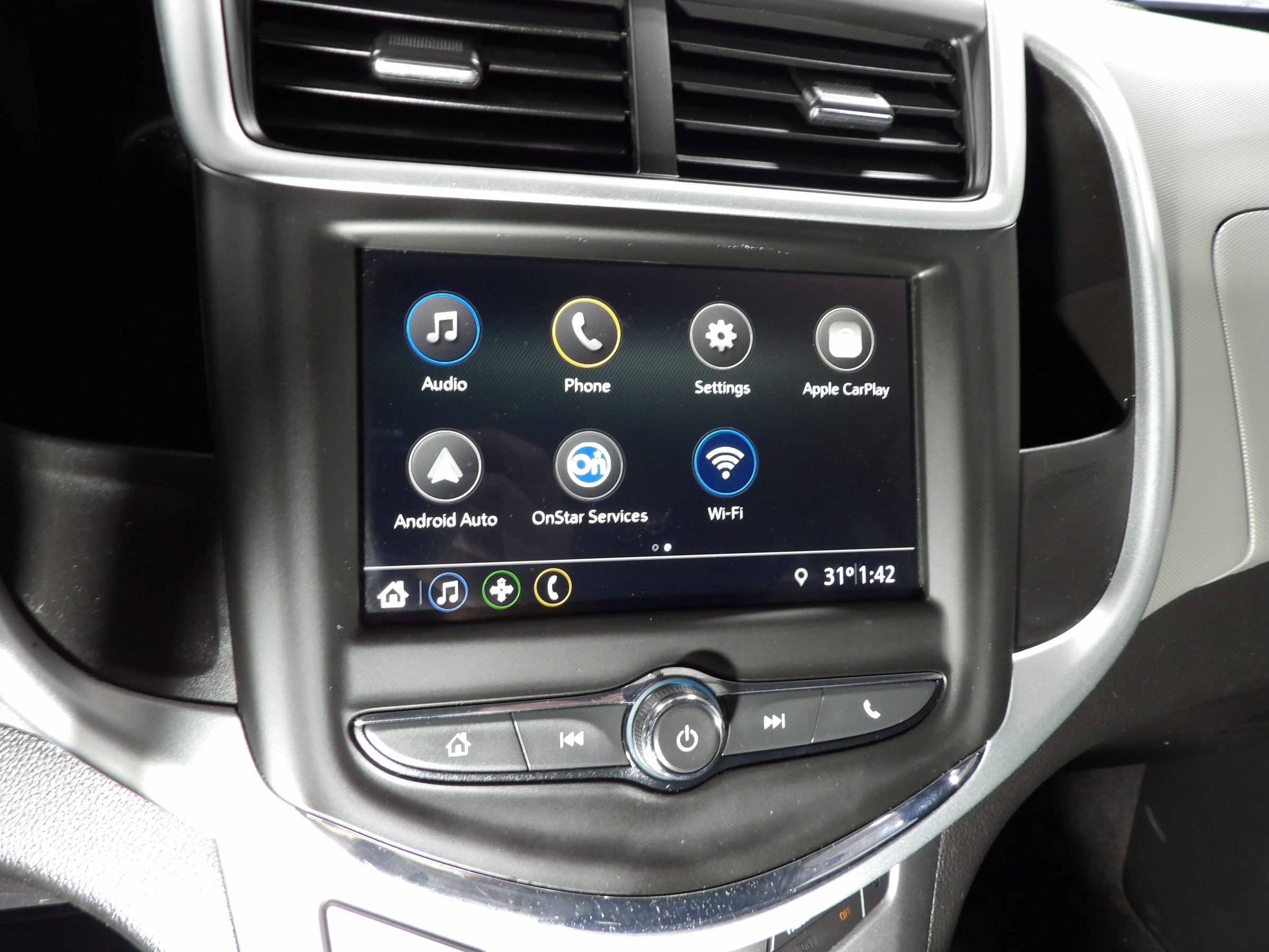 Used 2019 Chevrolet Sonic LT FWD image 16