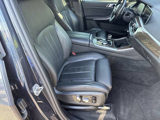 Used 2022 BMW X5 sDrive40i w/ M Sport Package RWD image 13