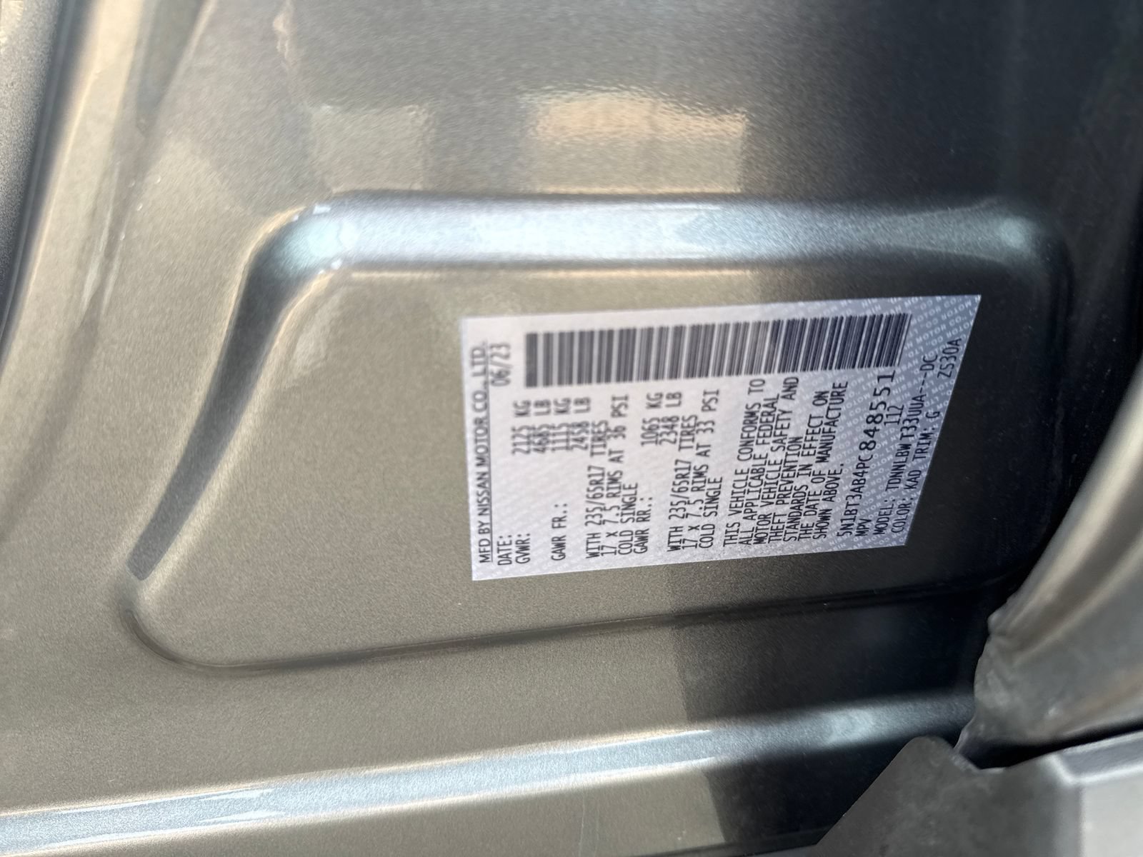 Used 2023 Nissan Rogue S AWD/4WD image 30