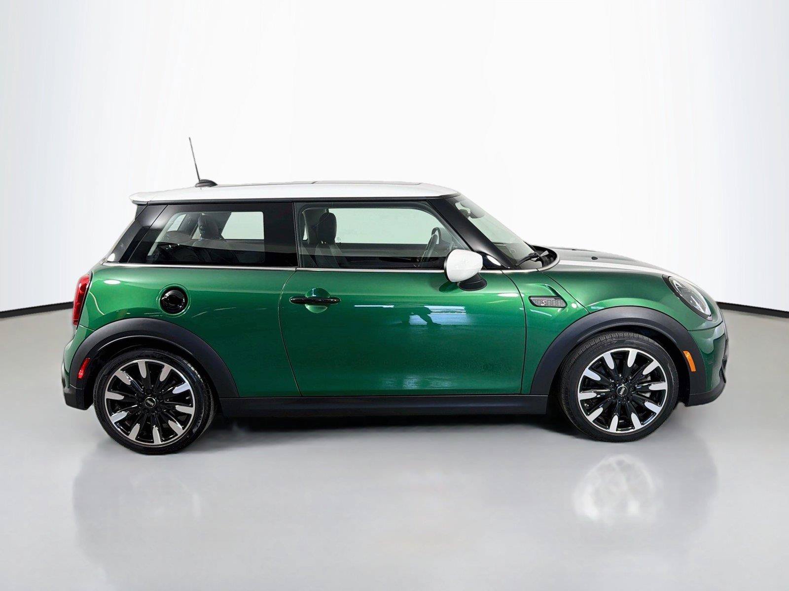 Used 2024 MINI Cooper S FWD image 4