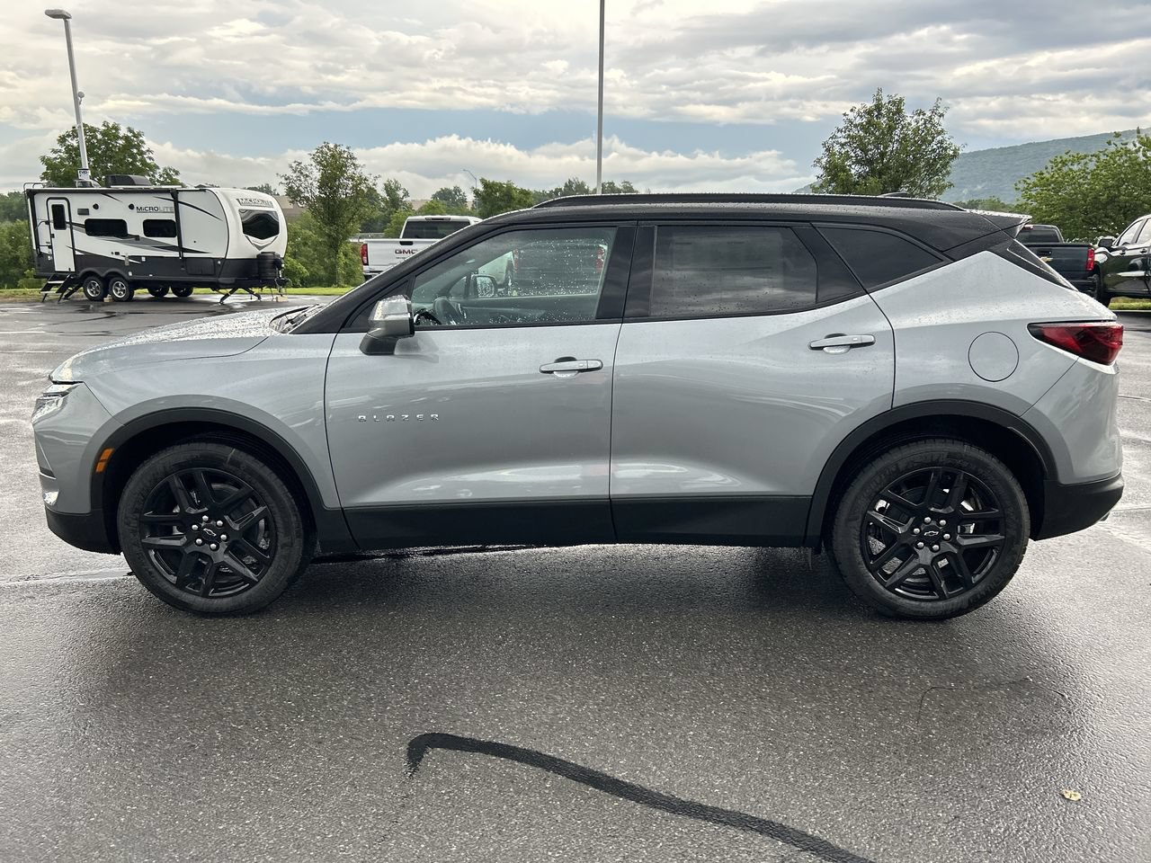 New 2026 Chevrolet Blazer LT w/ Sound & Technology Package AWD/4WD image 4