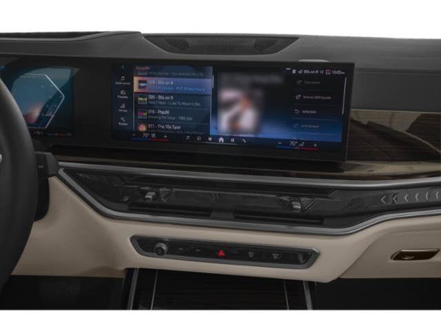 New 2027 BMW X7 xDrive40i w/ M Sport Package AWD/4WD image 12