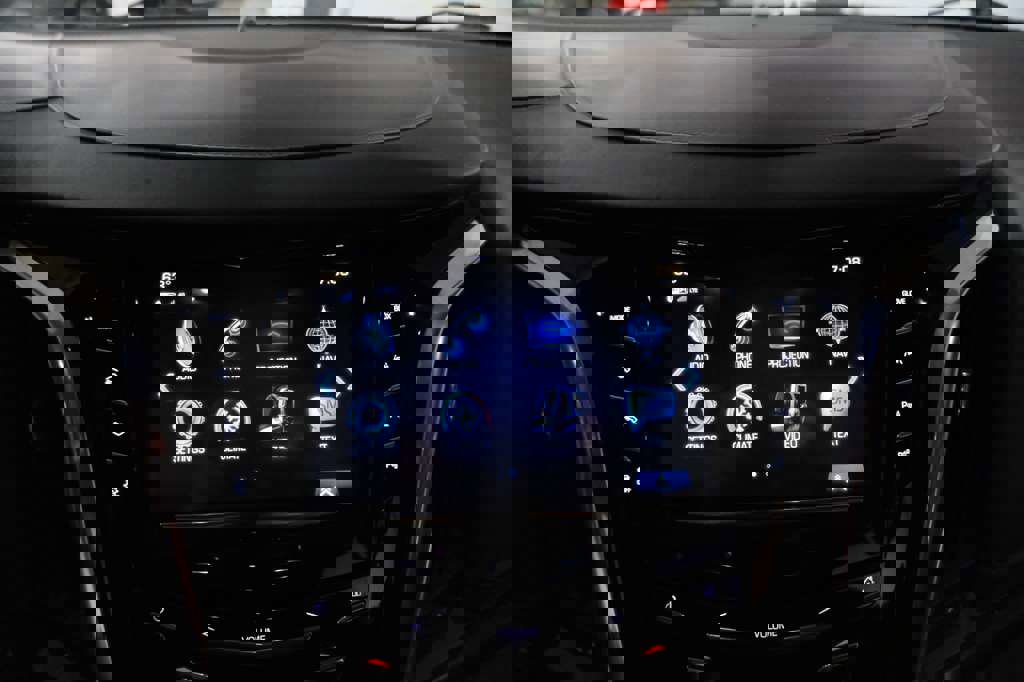 Used 2020 Cadillac Escalade ESV Platinum AWD/4WD image 31