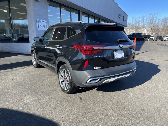 Used 2021 Kia Seltos SX w/ SX Sunroof Package image 7