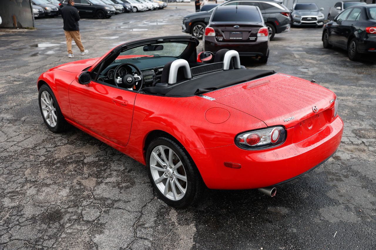 Used 2008 MAZDA MX-5 Miata Touring image 5