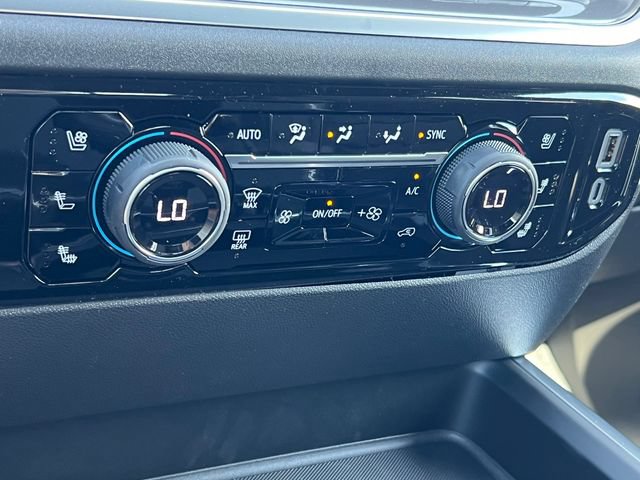 New 2026 Chevrolet Silverado 3500 High Country w/ Technology Package AWD/4WD image 32