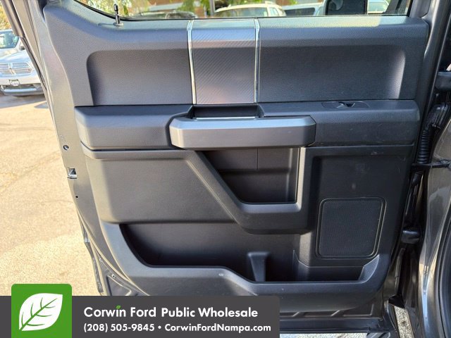 Used 2019 Ford F150 XLT w/ Equipment Group 302A Luxury AWD/4WD image 29