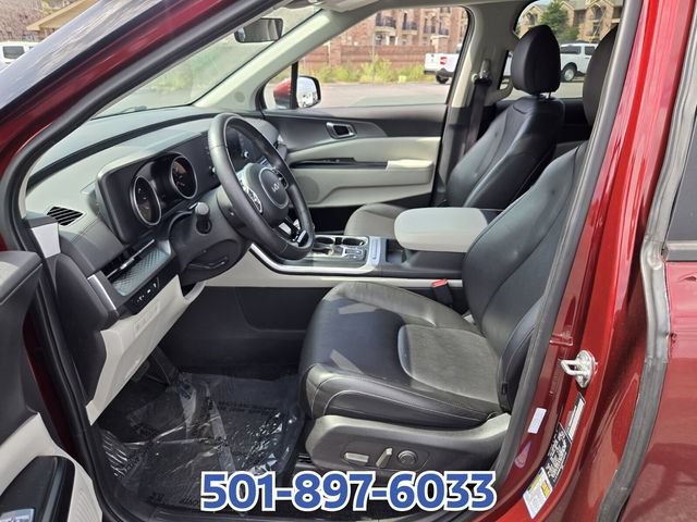 Used 2024 Kia Carnival LX FWD image 10