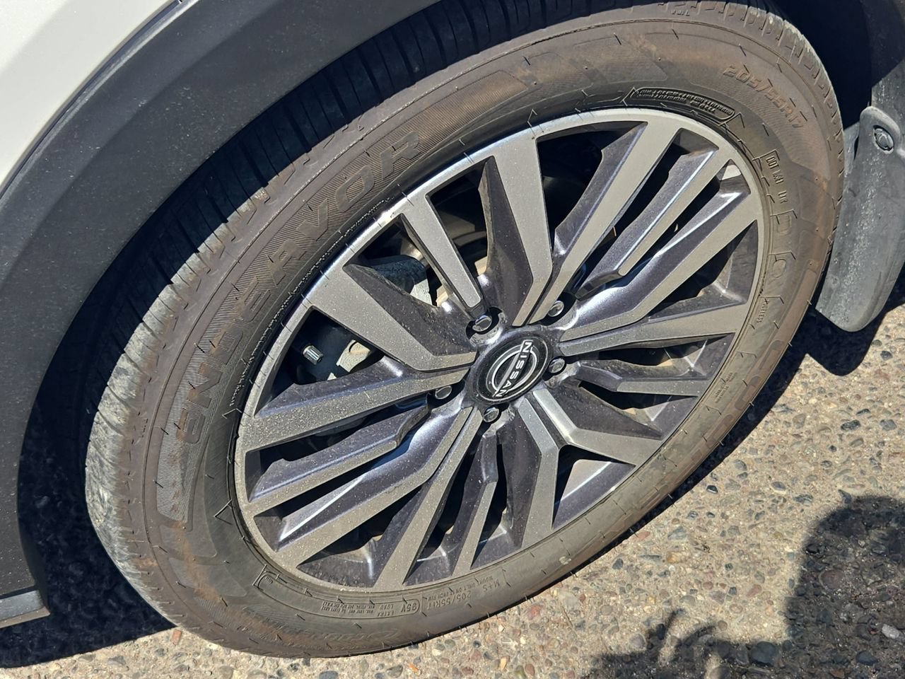 Used 2023 Nissan Kicks SV FWD image 22