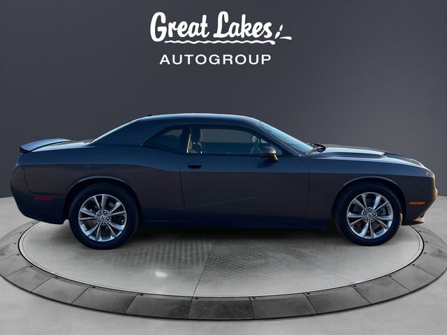 Used 2021 Dodge Challenger SXT image 6